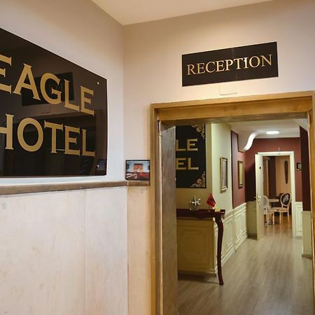 Hotel Eagle ติรานา ภายนอก รูปภาพ
